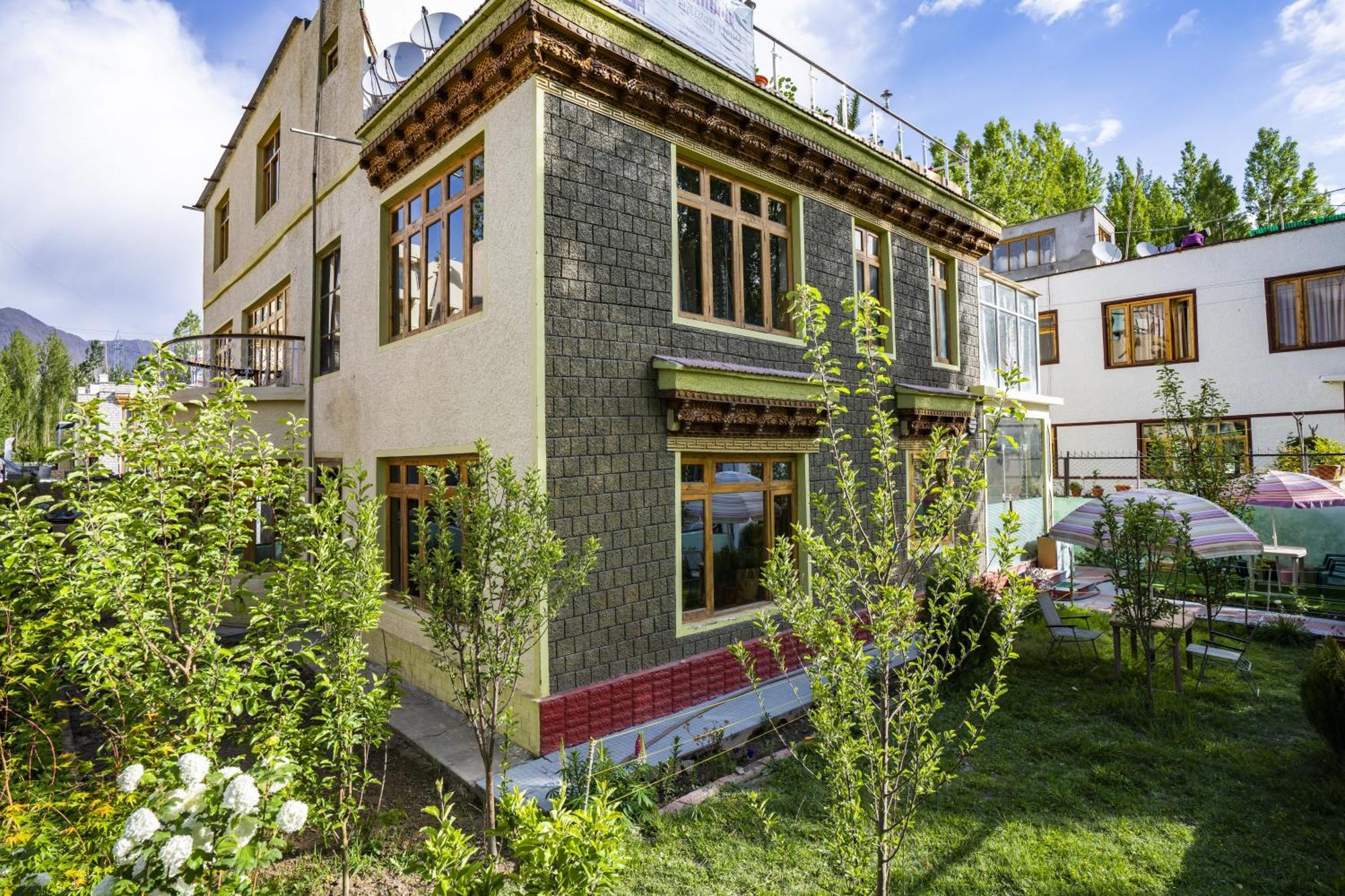 Rainbow Holiday Home Leh Exterior photo